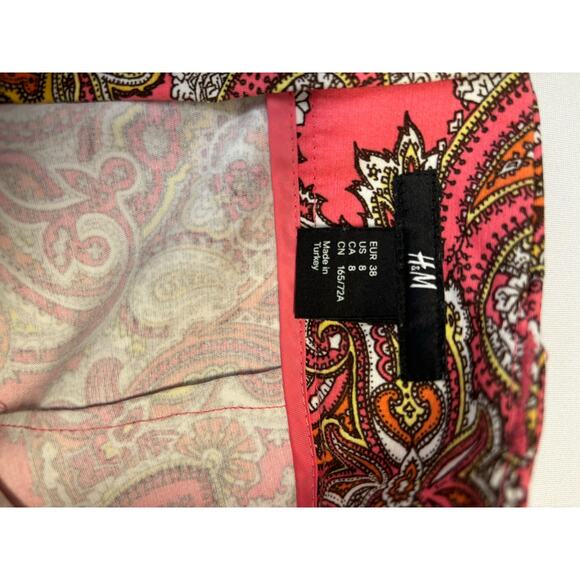 H&M Pink Paisley Shorts Size 8 - Picture 6 of 6